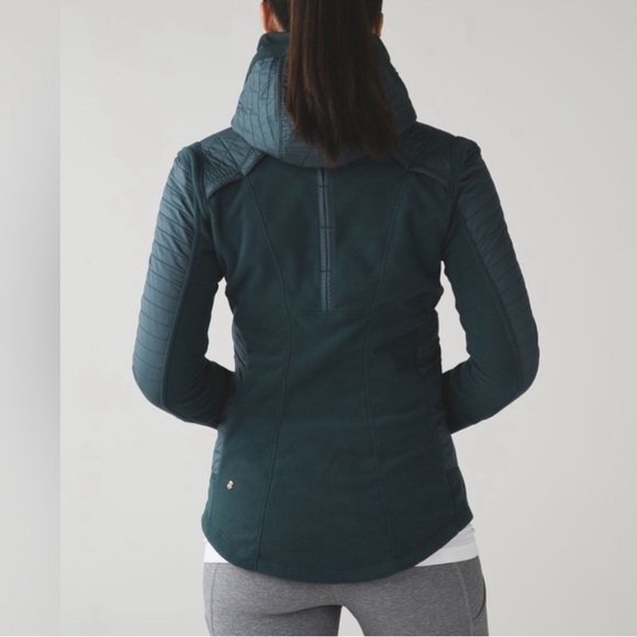 lululemon fleece run jacket size 6 - Picture 6 of 7